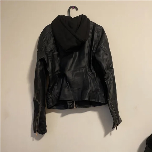 G by Guess Black Faux Leather Jacket - Picture 2 of 6